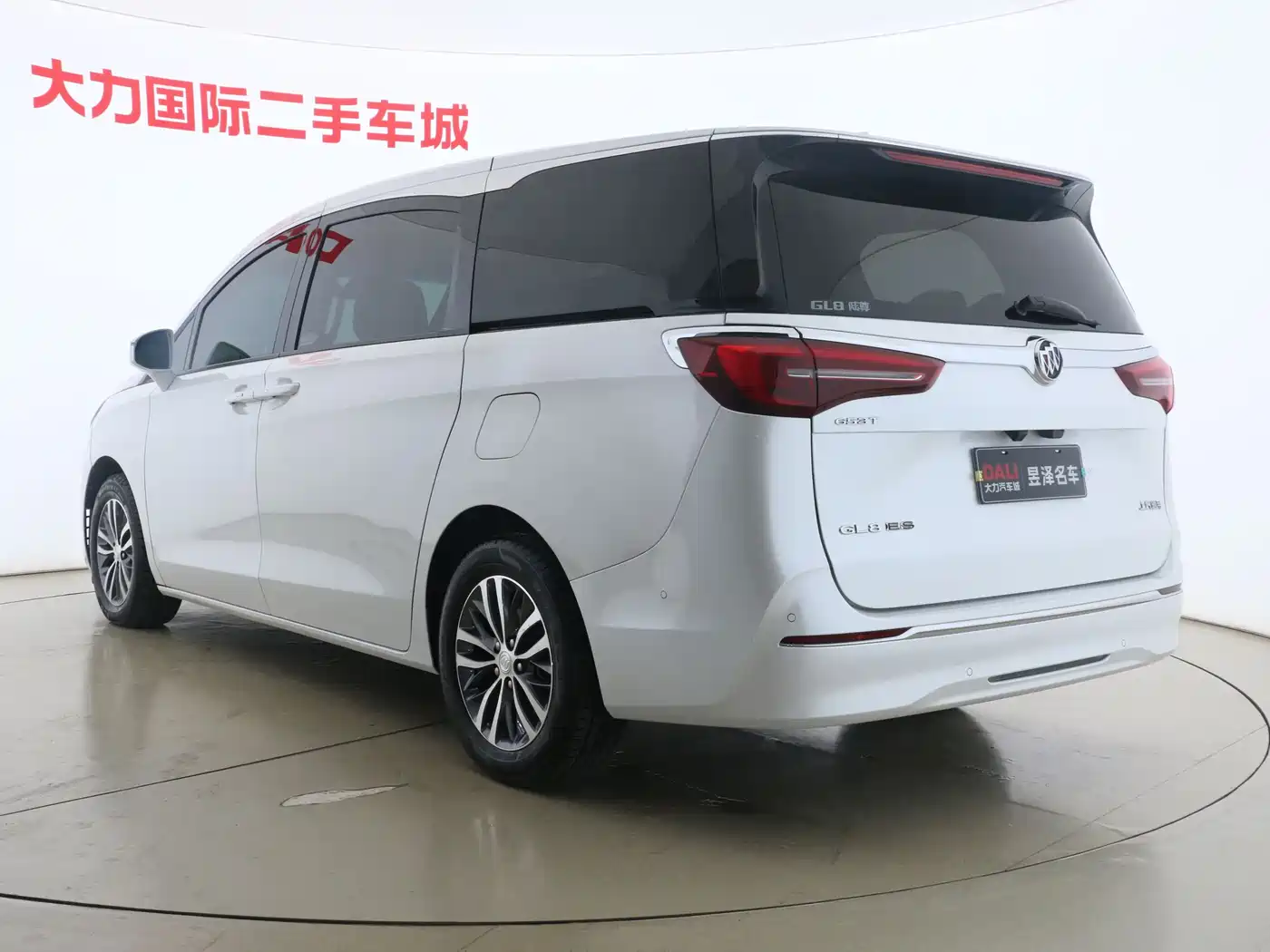Buick GL8 2021 ES Landlord 653T Premium фото 4