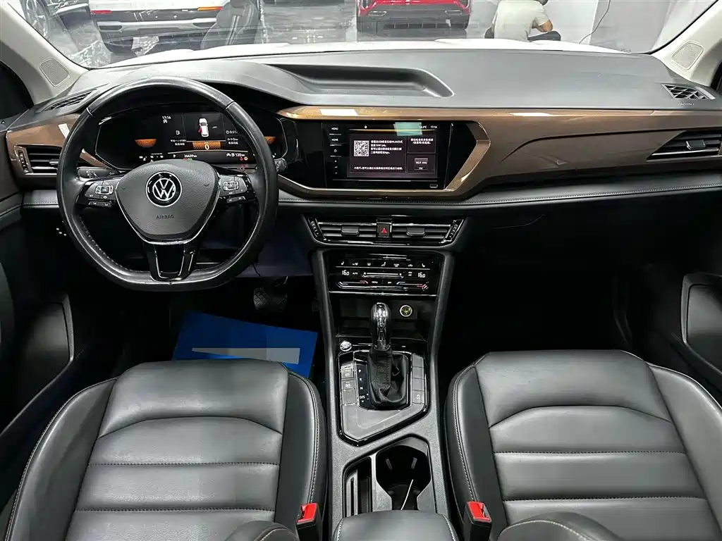 Volkswagen Tharu 2022 280TSI 2WD Comfort фото 11