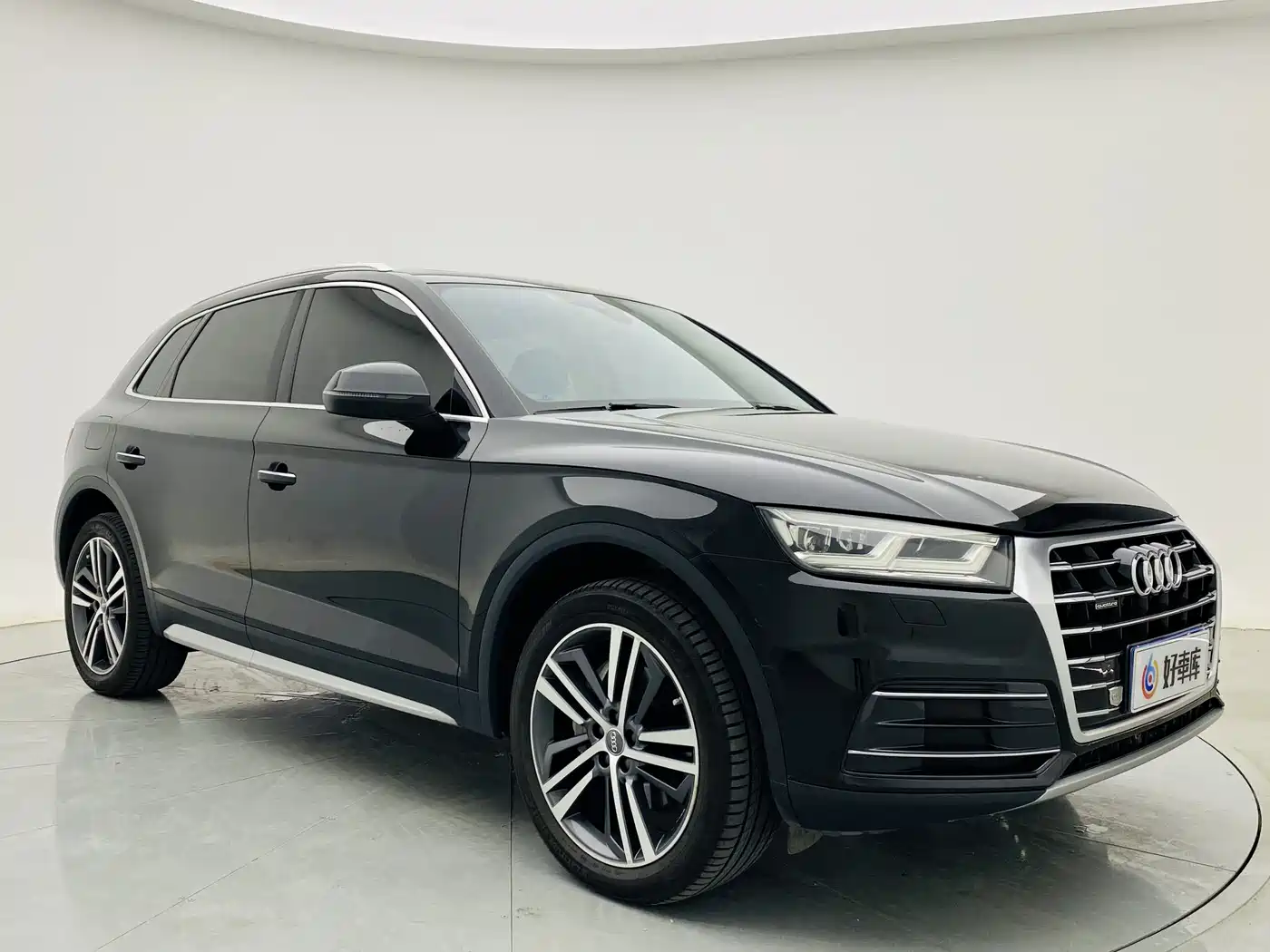 Audi Q5L 2018 45 TFSI Exclusive Elegance (China V) фото 3