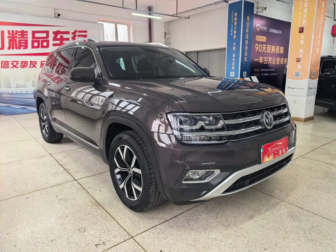 Volkswagen Teramont 2019 380TSI 4WD Luxury Edition China VI фото 2