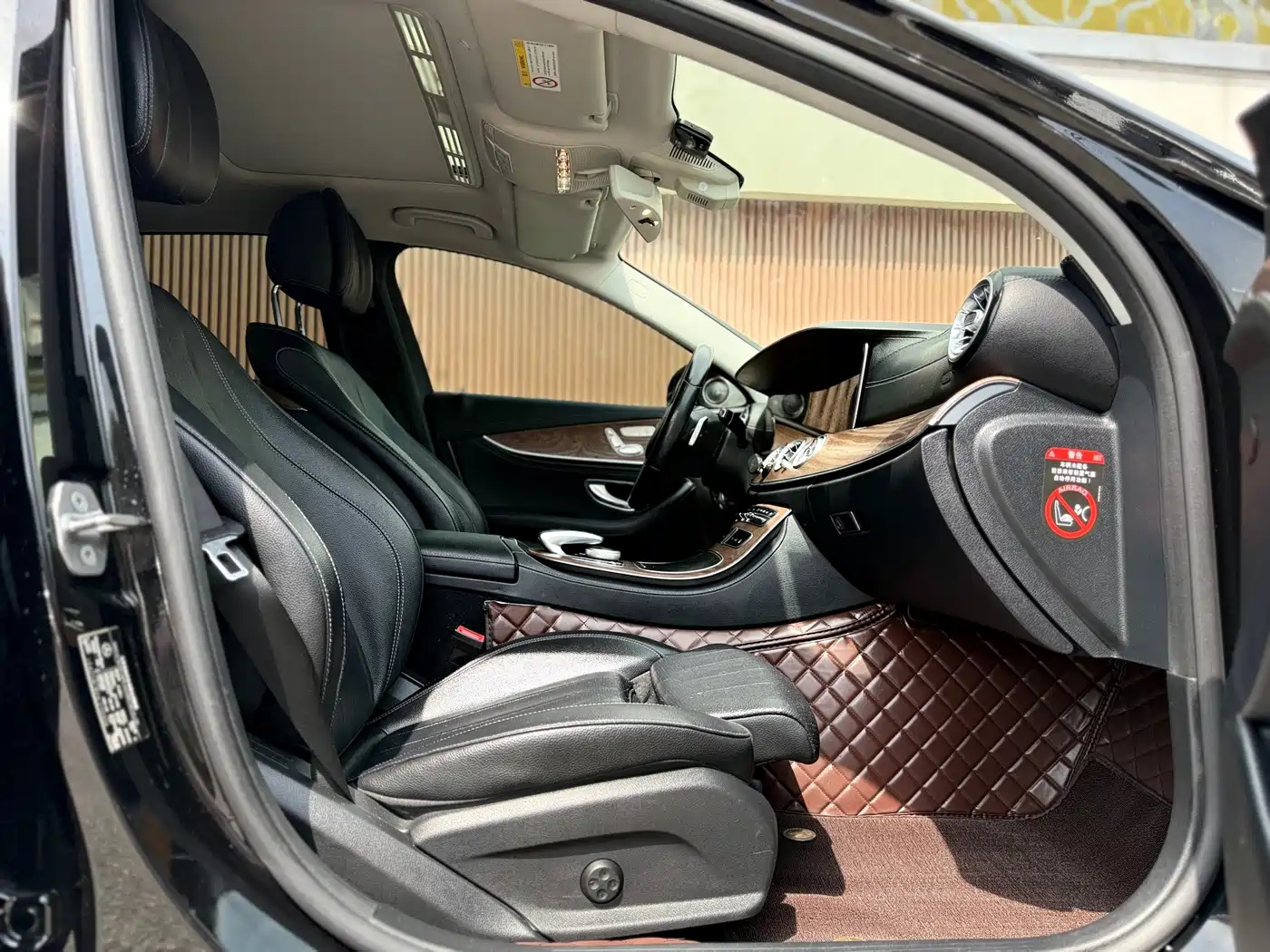 Mercedes-Benz E-Class 2018 Facelift E 200 L фото 11