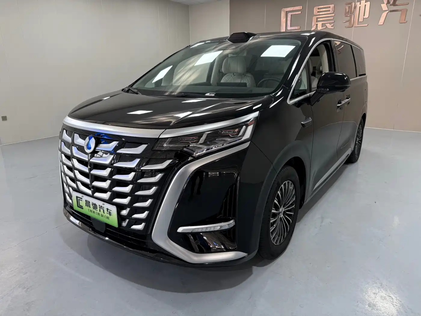 Denza D9 2025 Model DM-i Smart Drive Edition 1020 AWD Flagship