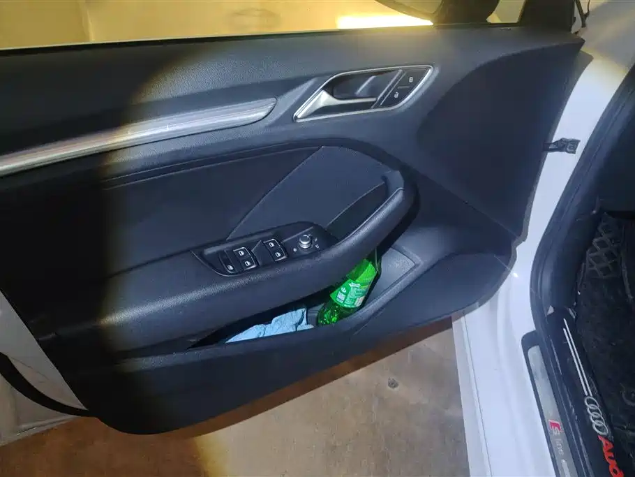 Audi A3 (Import) 2014 Limousine 40 TFSI S line Comfort фото 7