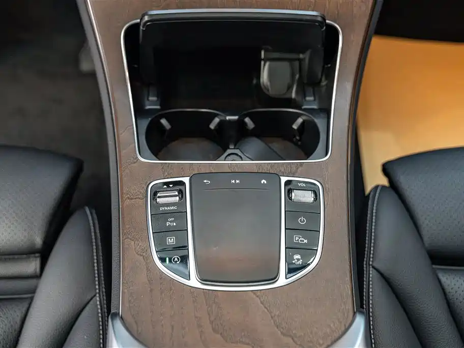 Mercedes-Benz GLC 2022 Facelift GLC 300 L 4MATIC Dynamic Collector's Edition фото 7