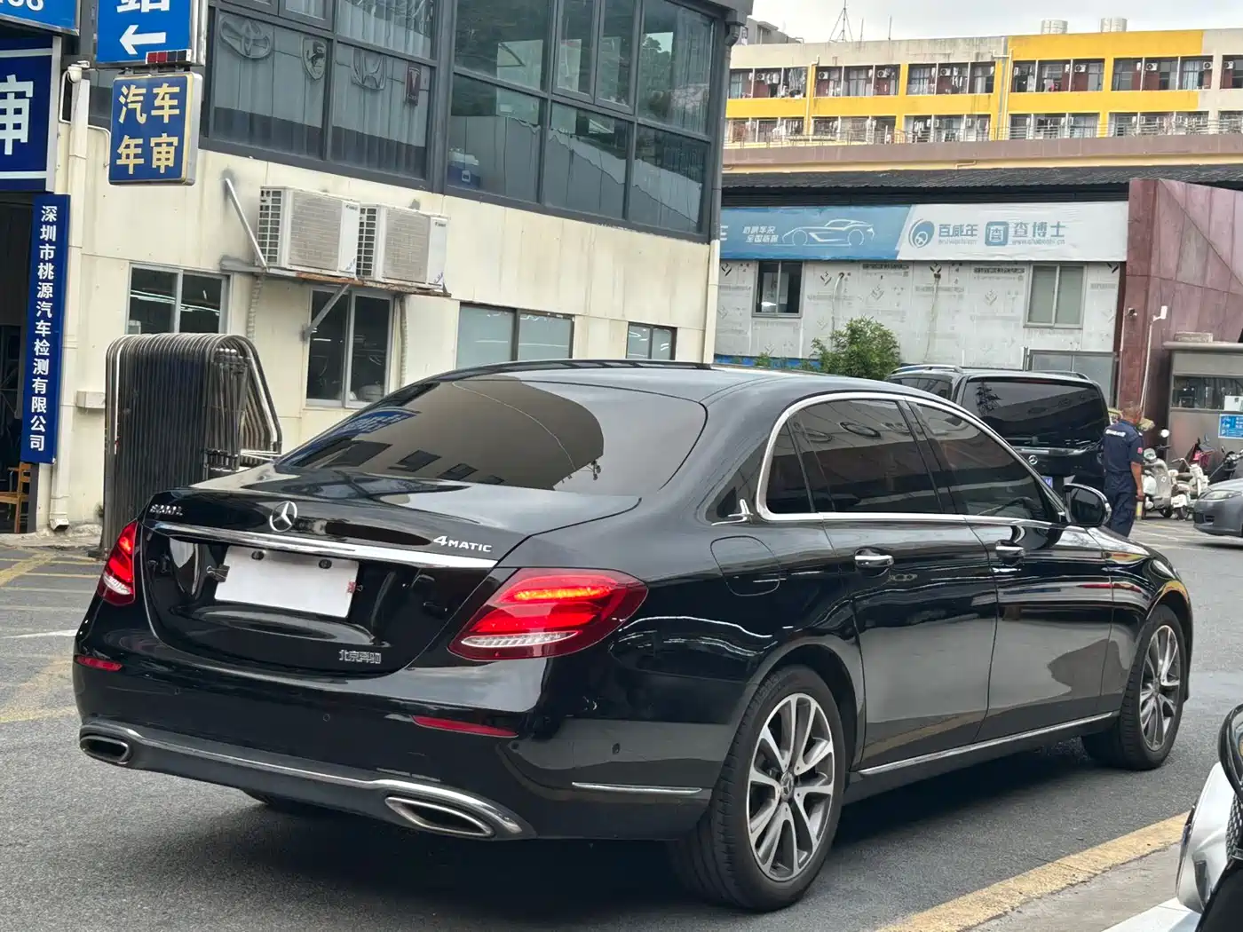 Mercedes-Benz E-Class 2018 Facelift E 200 L 4MATIC фото 7