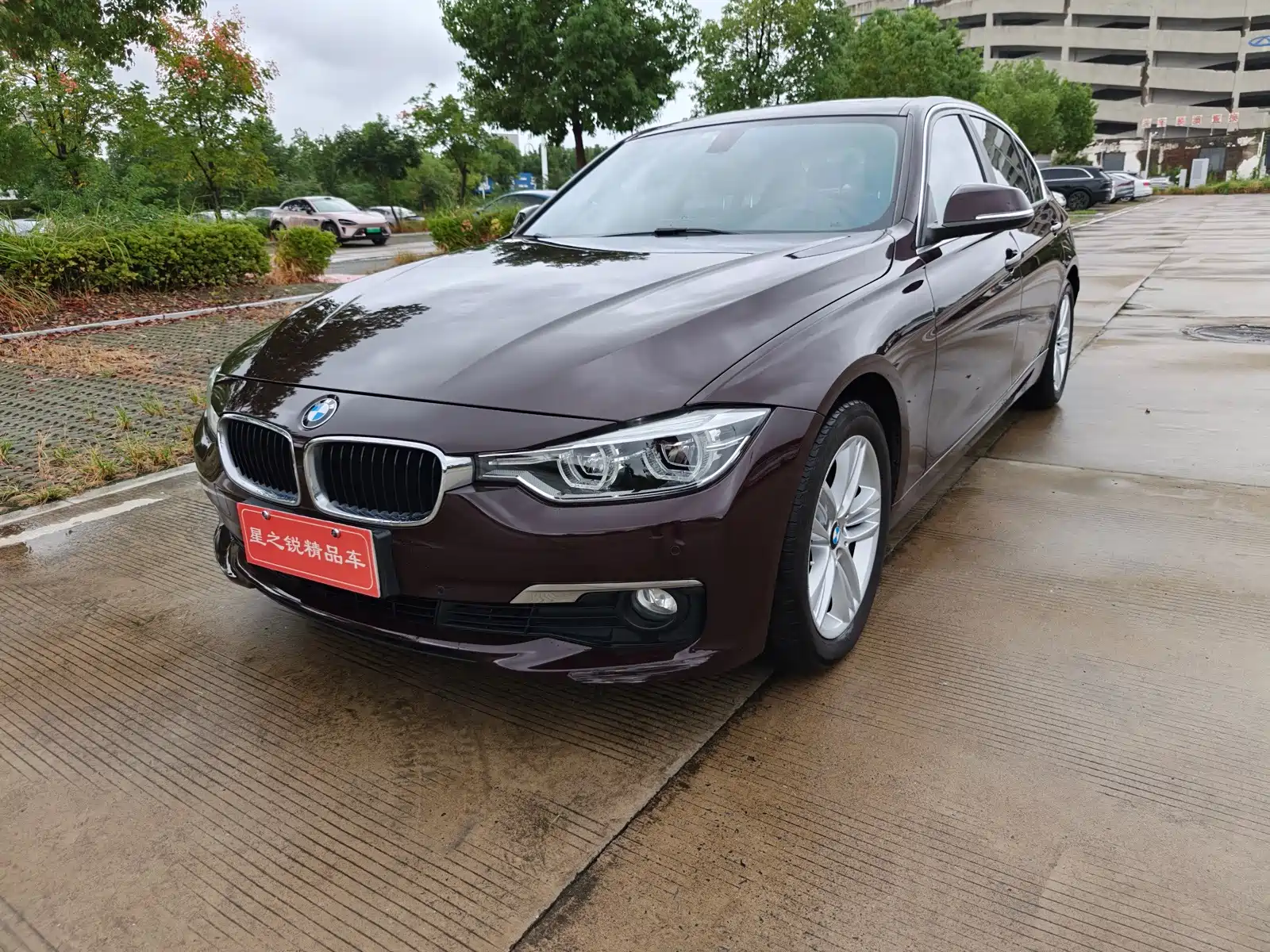 Фото 1 - BMW 3 Series