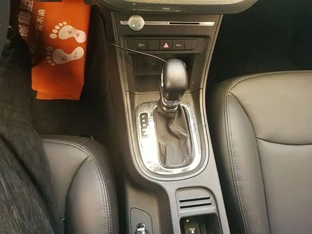 Roewe 360 2017 2017 1.5L Auto Luxury Edition