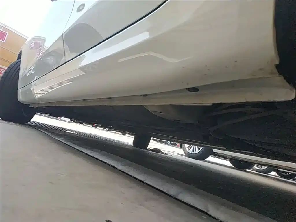 Roewe 360 2017 2017 1.5L Auto Luxury Edition