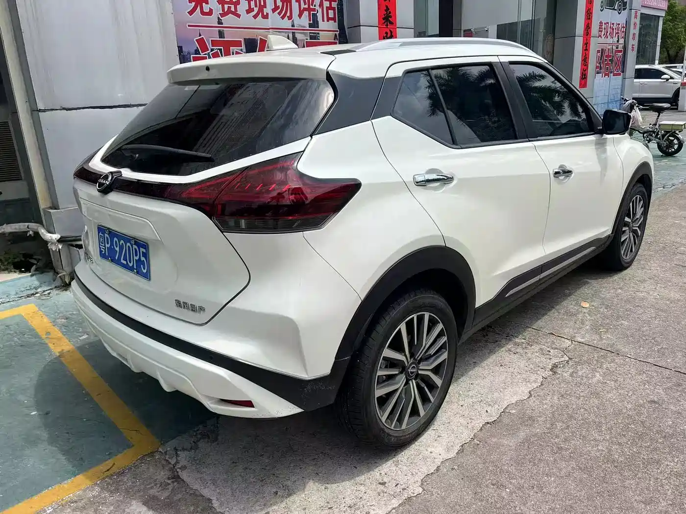 NISSAN JINKE