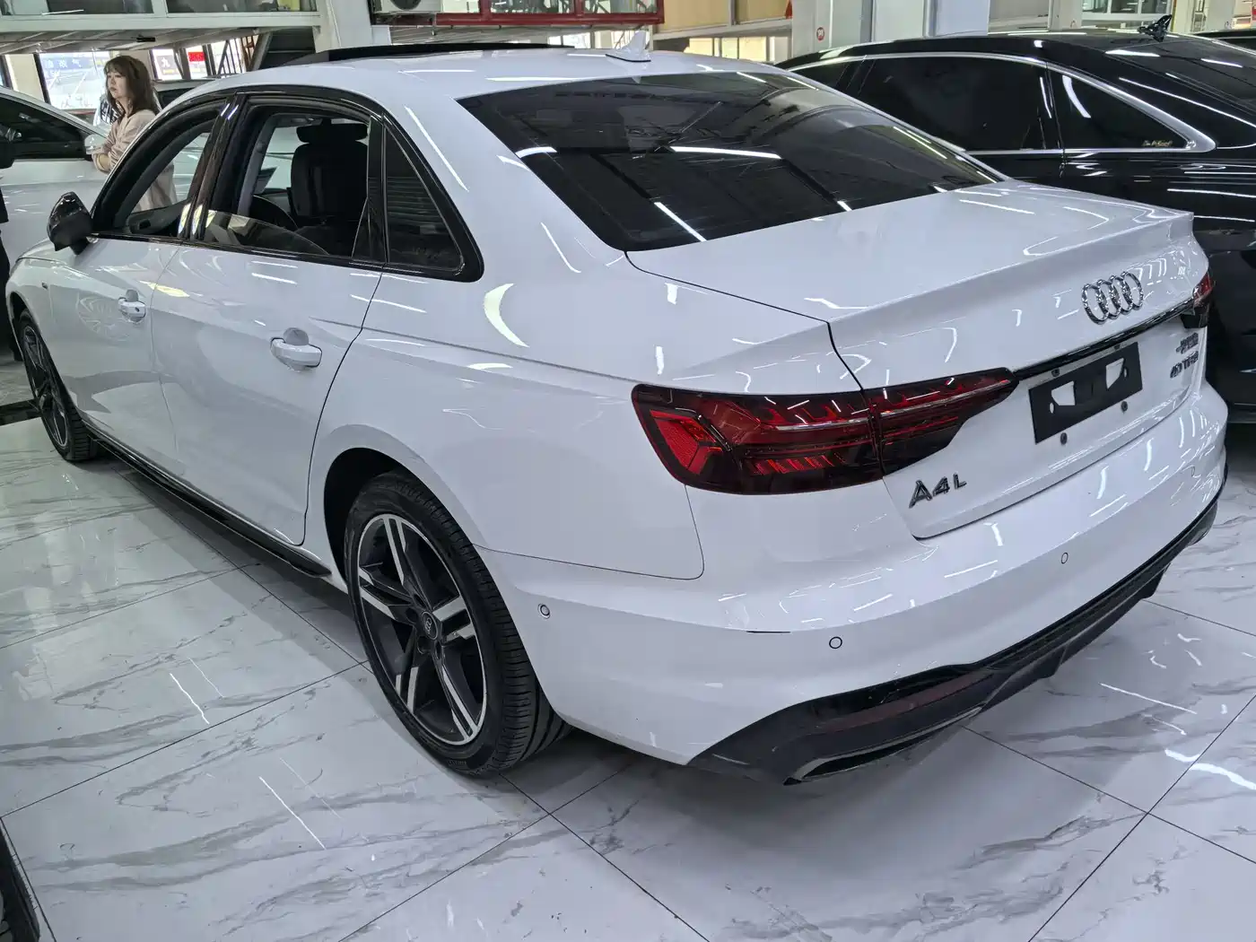 Audi A4L 2022 40 TFSI Luxury Dynamic фото 4