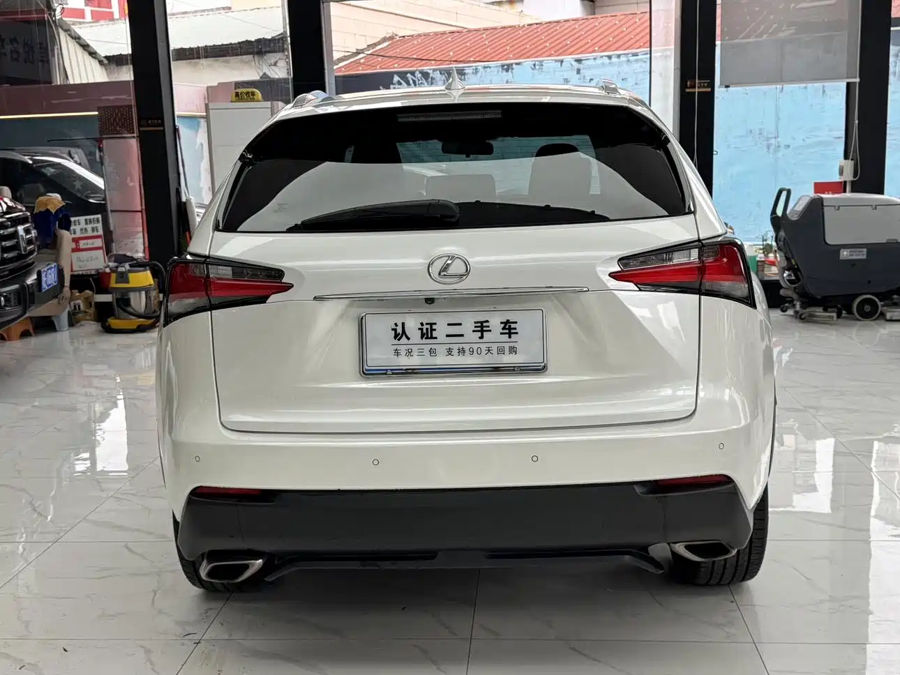 Lexus NX 2015 200t AWD F Sport фото 4