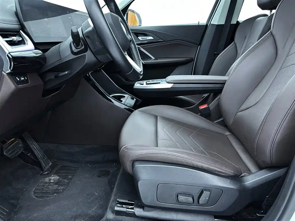 BMW X1 2023 sDrive20Li X Design Package фото 19