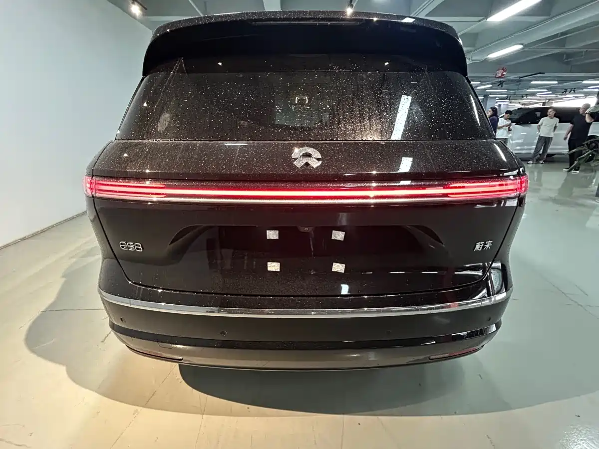 NIO ES8 2026 2025 Model 6-Seat Executive Luxury Edition
