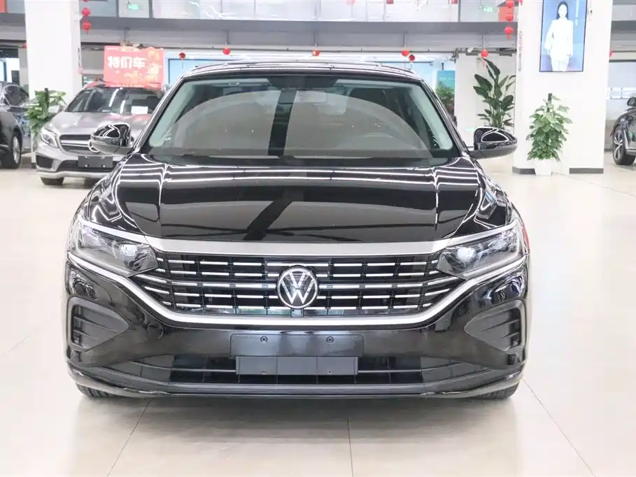 Volkswagen Passat 2022 280TSI Business Edition фото 2