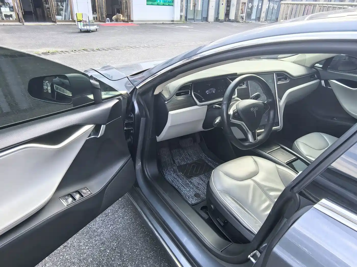 Tesla Model S 2014 2014 Model S 85
