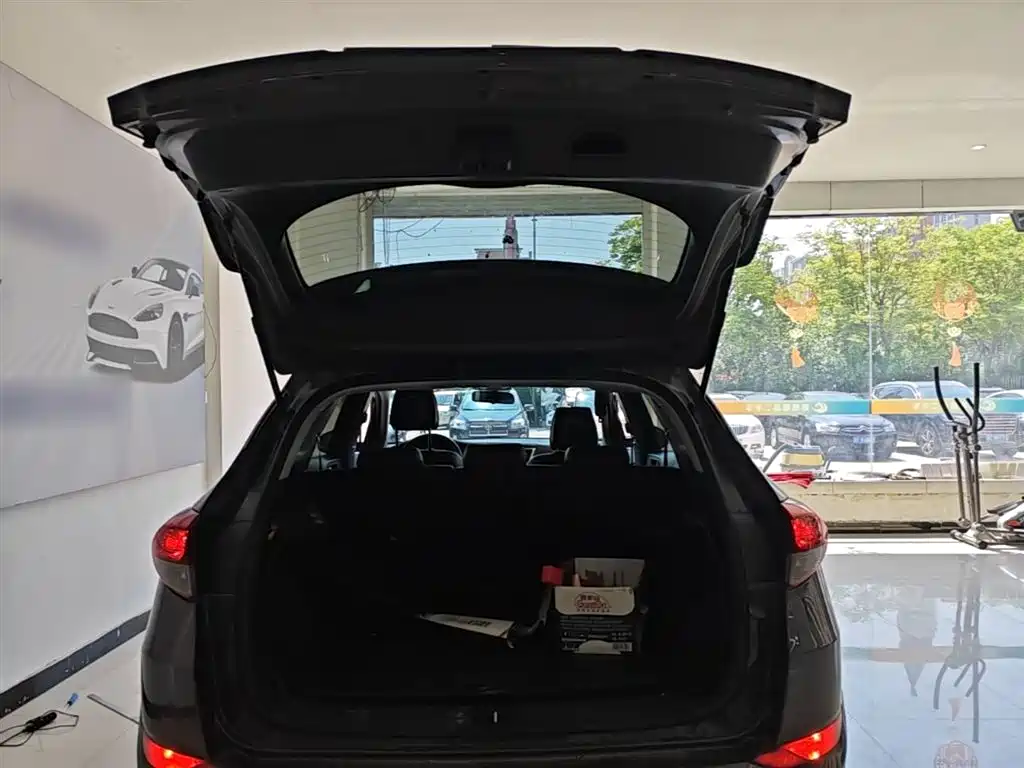 Hyundai Tucson 2015 1.6T Dual Clutch 2WD Smart фото 15