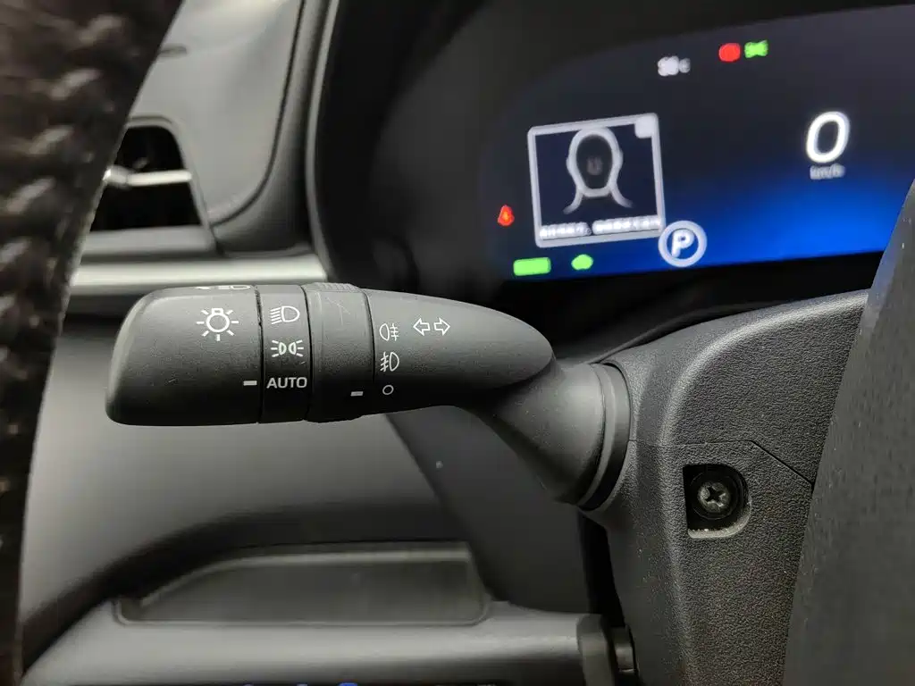 Photo 21 - Toyota Granvia