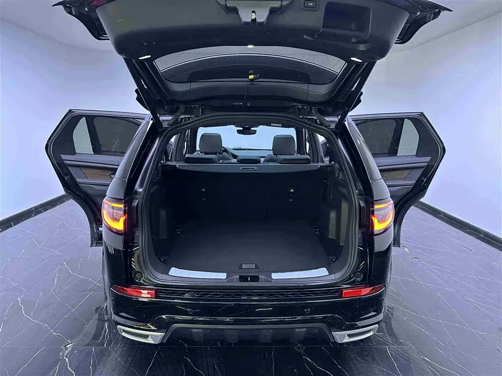 LAND ROVER DISCOVER SPORTS