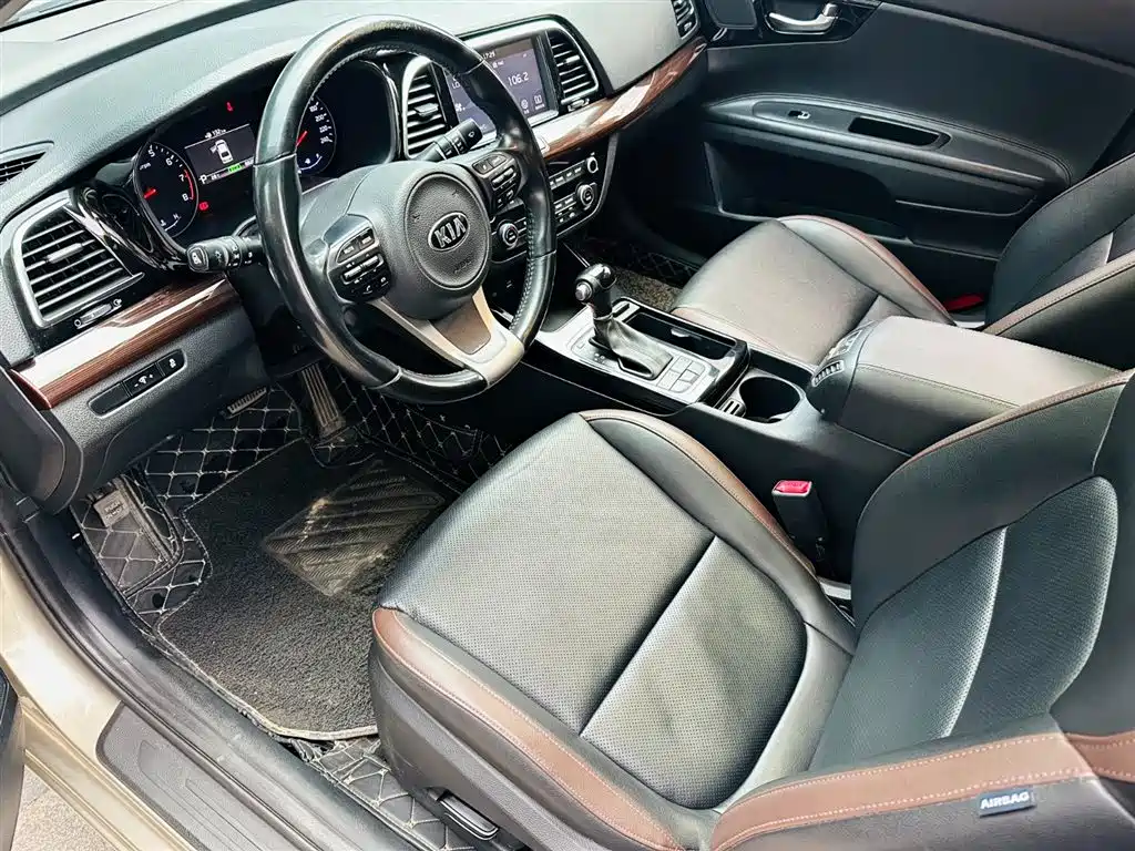 Kia Kaishen 2017 1.8L Automatic DLX фото 4