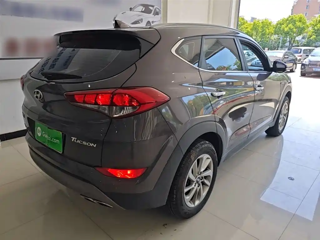 Hyundai Tucson 2015 1.6T Dual Clutch 2WD Smart фото 5