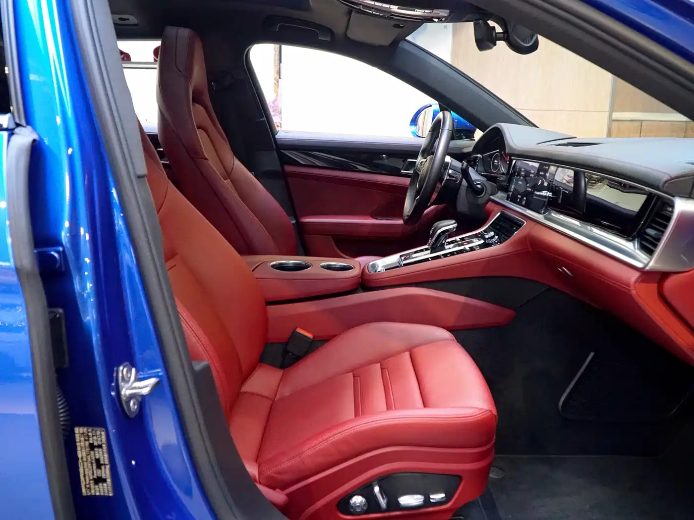Porsche Panamera 2019 Panamera 4 Sport Turismo 2.9T фото 11