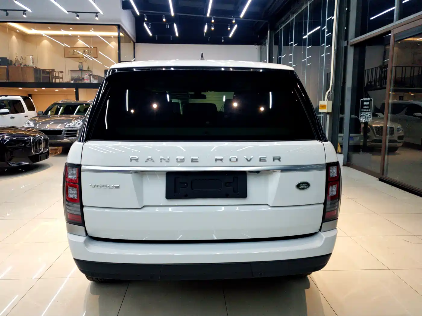 Land Rover Range Rover 2016 3.0 SC V6 Vogue фото 5