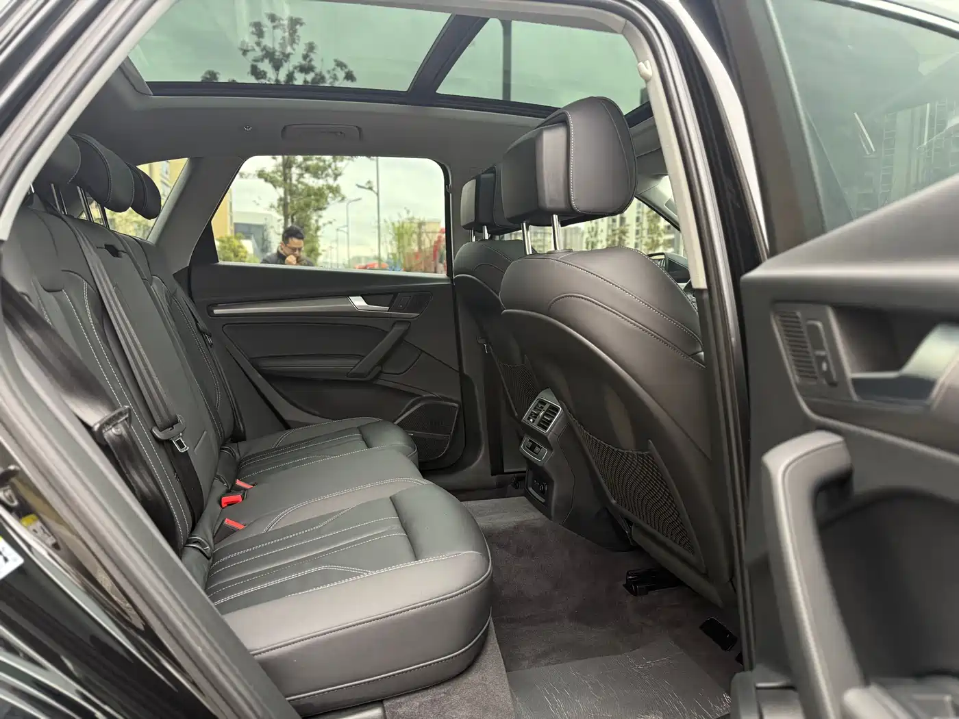 Audi Q5L 2022 Facelift 45T Luxury Dynamic фото 15