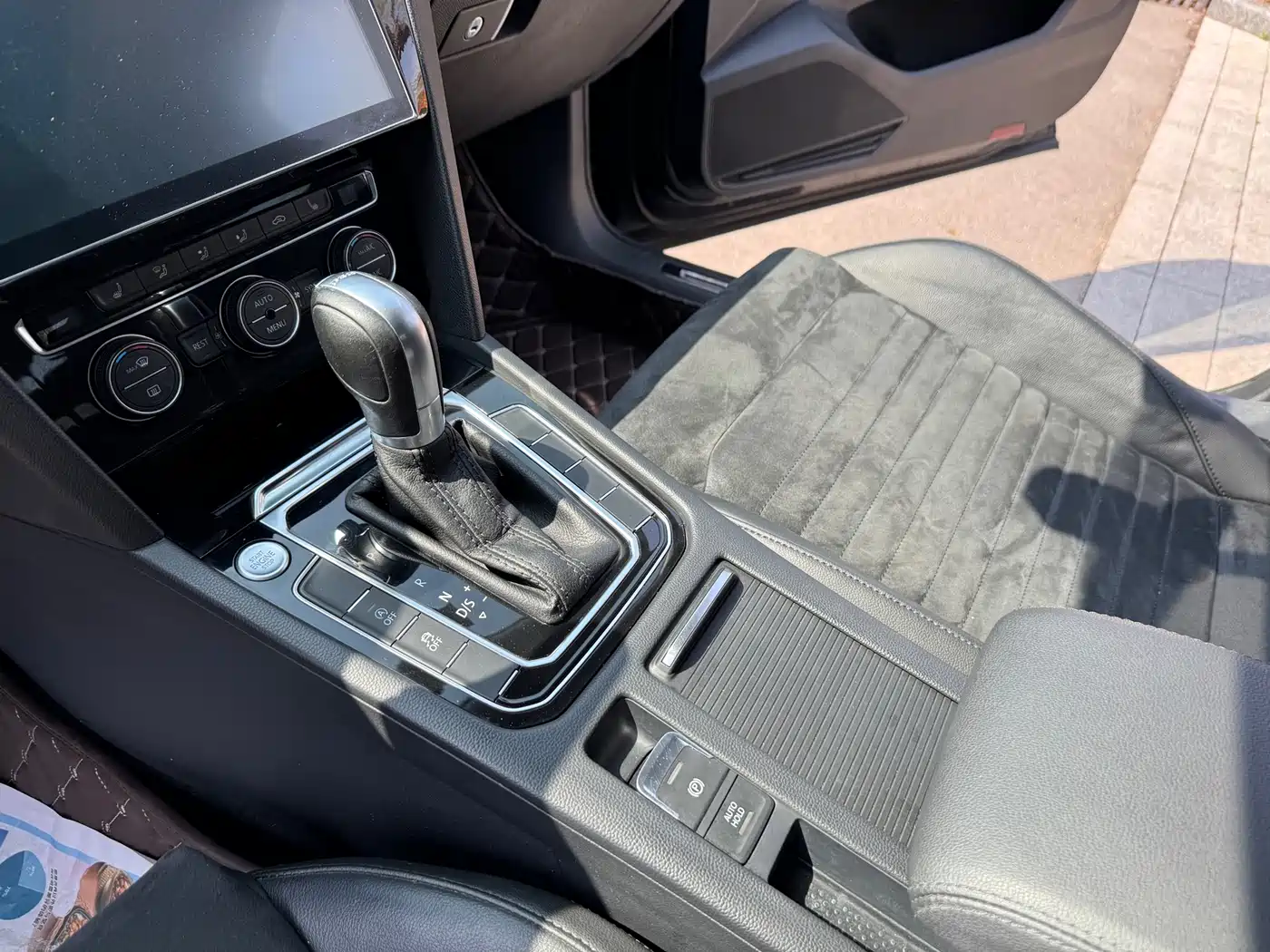 Volkswagen Magotan 2017 330TSI DSG Luxury фото 13