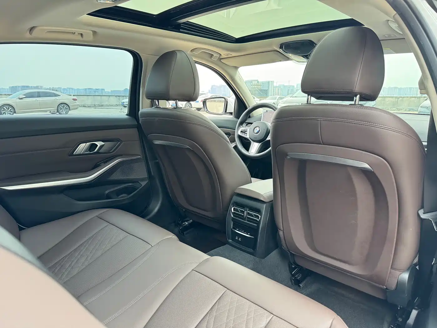 BMW 3 Series 2023 325Li M Sport Package фото 13