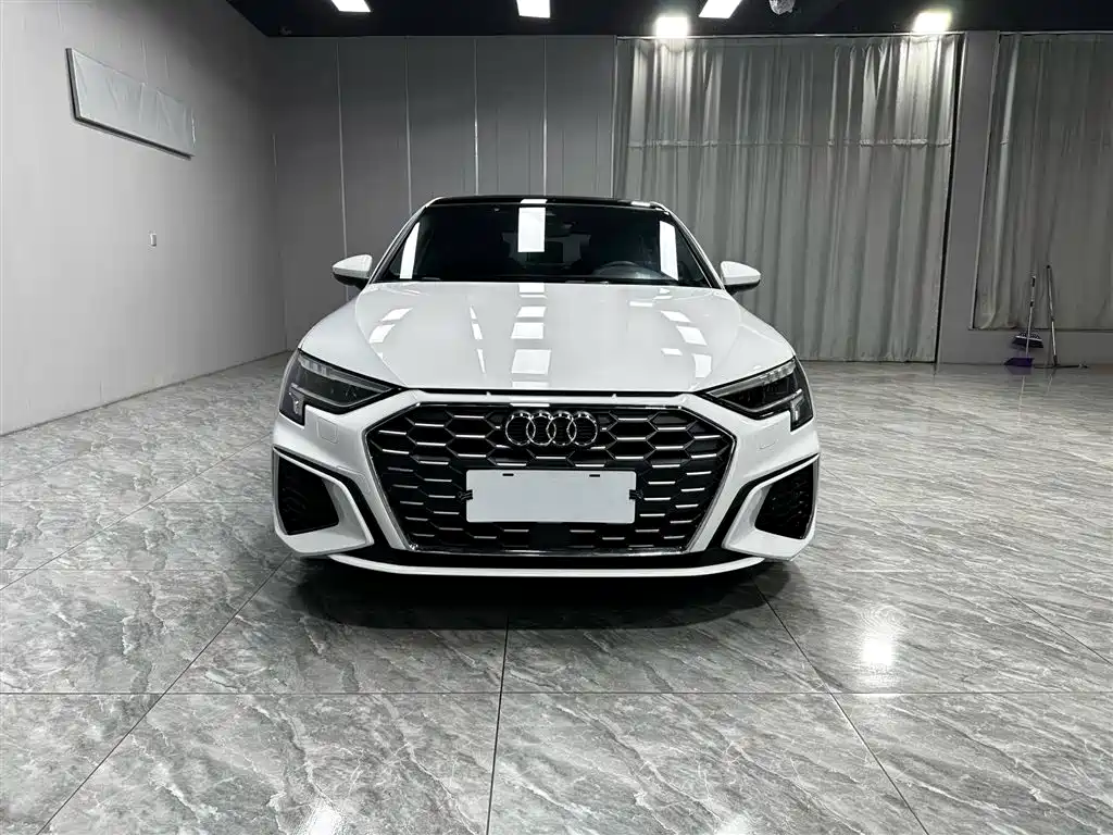 Audi A3 2021 A3L Limousine 35 TFSI Fashion Sport фото 2