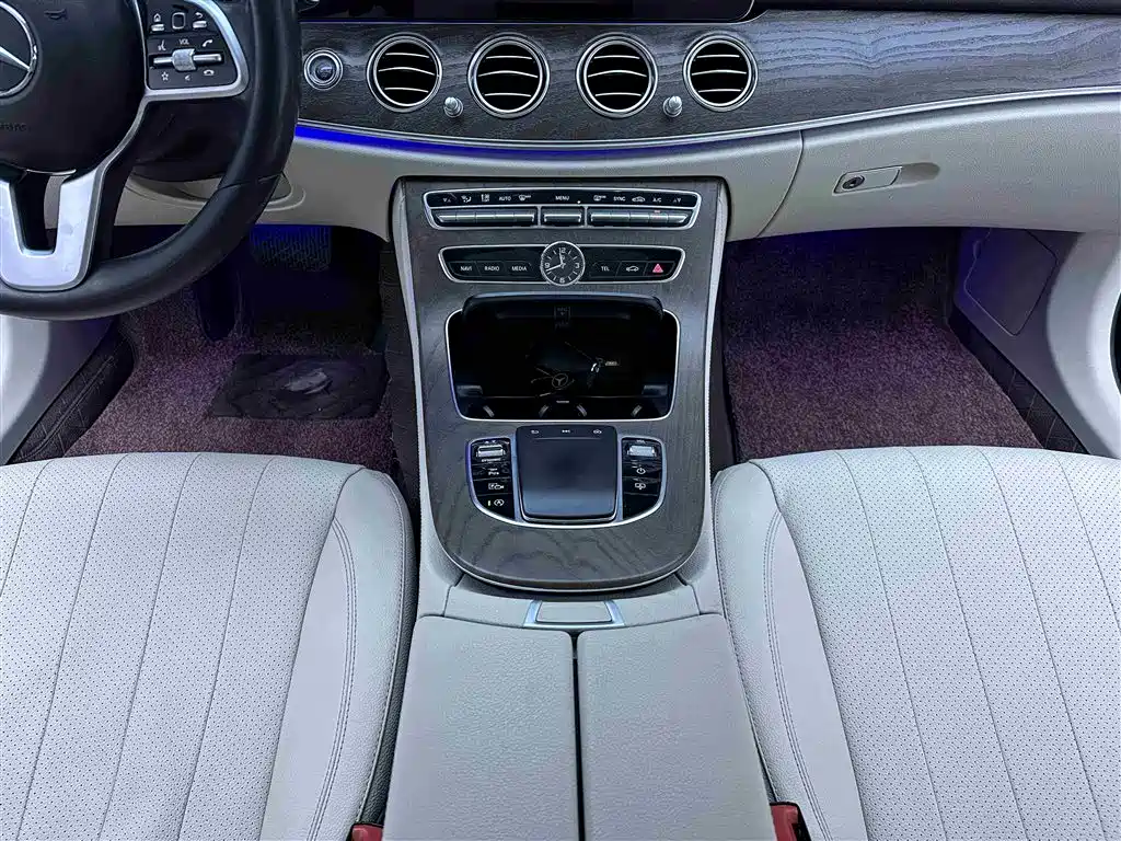 Mercedes-Benz E-Class 2019 Facelift E 300 L Luxury фото 14