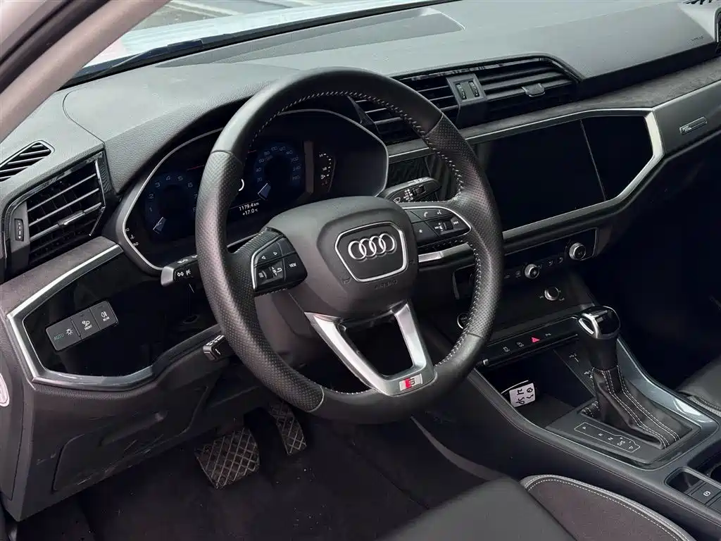 Audi Q3 Sportback 2020 35 TFSI Progressive фото 7