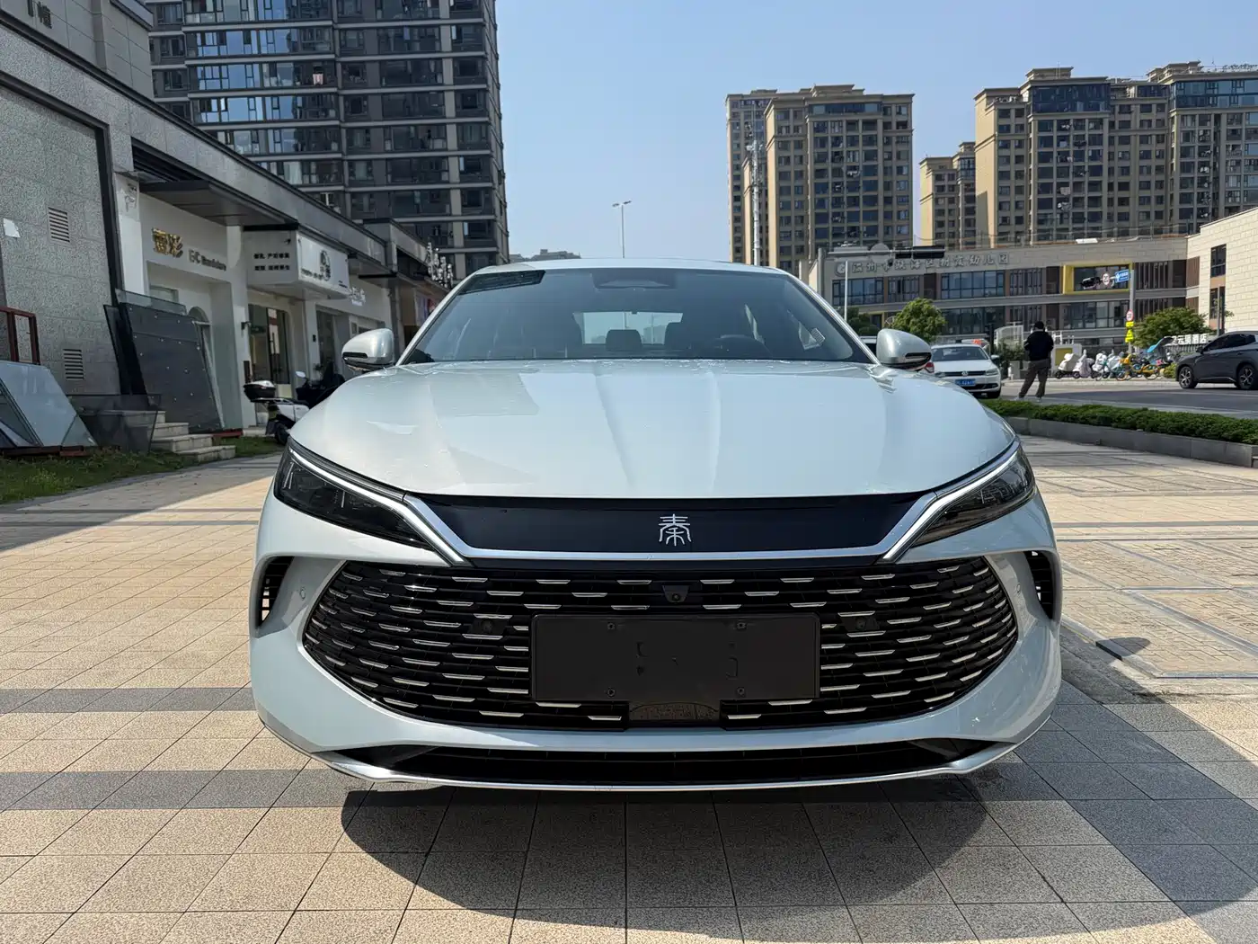 BYD Qin L 2025 DM-i Smart Drive Edition 120KM Surpassing фото 2