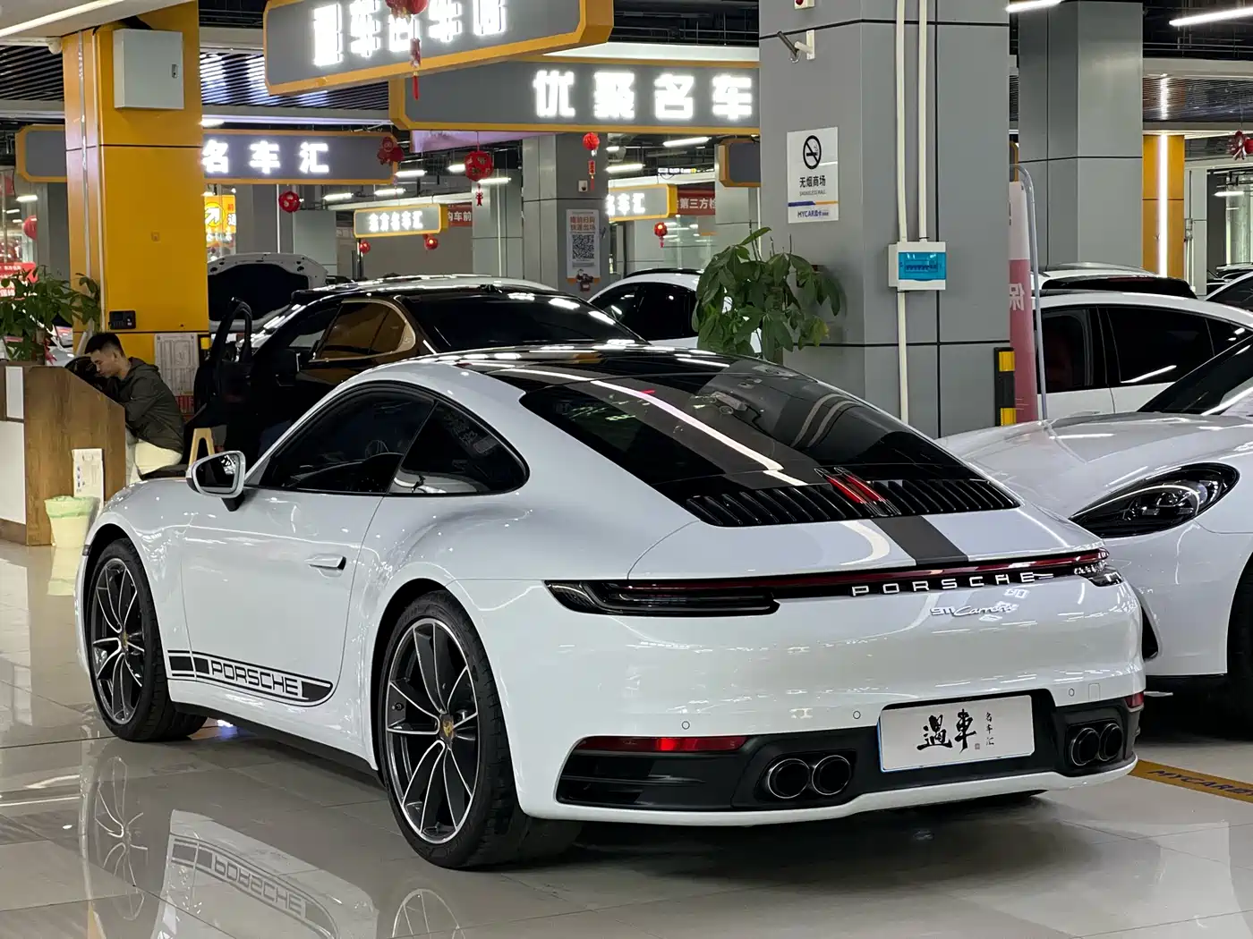 Porsche 911 2022 Carrera 3.0T фото 15