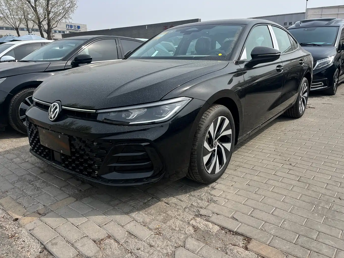 Volkswagen Passat 2026 Pro 380TSI Starlight Dragon Glory Edition