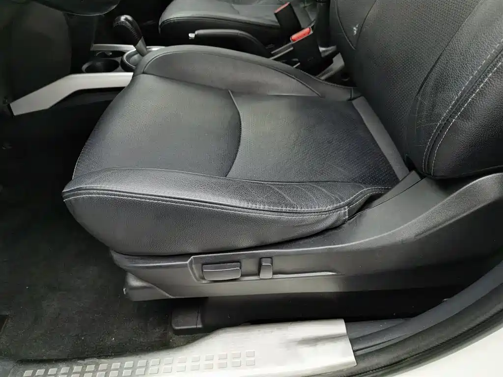 Mitsubishi ASX 2013 2.0L CVT 2WD Luxury фото 20