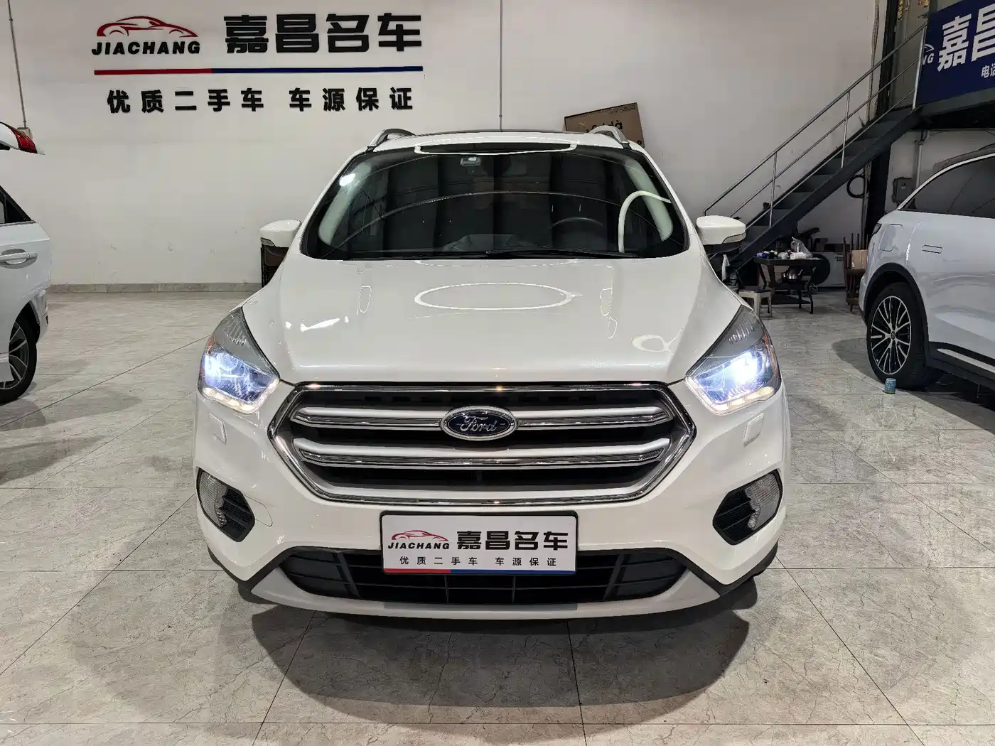 Ford Kuga 2019 2018 EcoBoost 245 AWD Luxury Wing