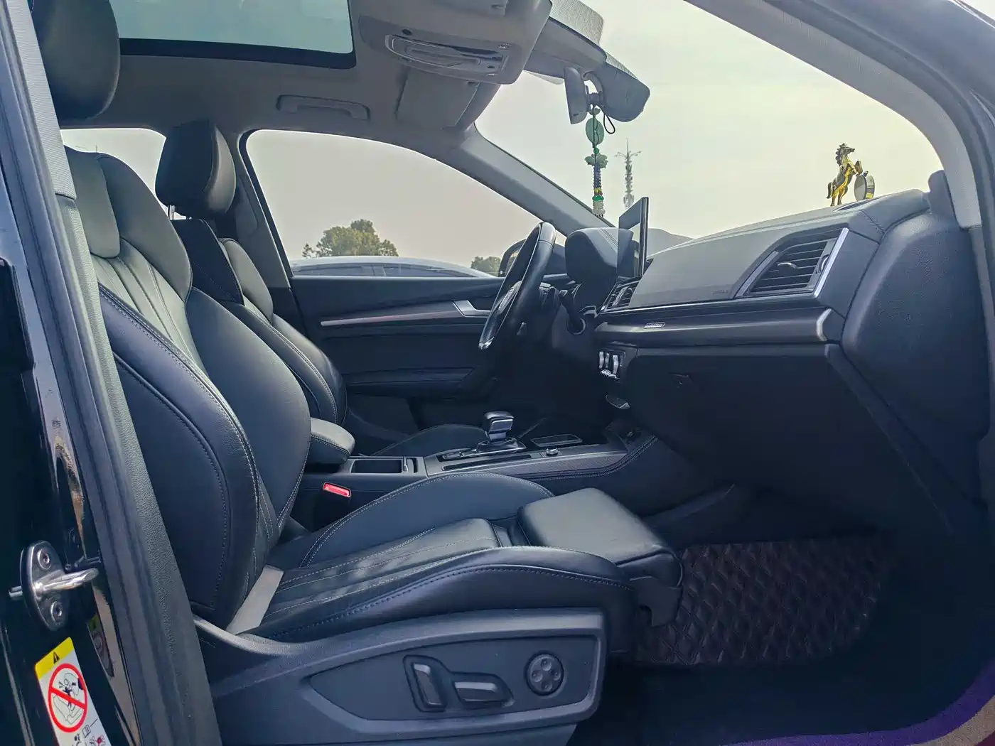 Audi Q5L 2022 40T Luxury Dynamic фото 5