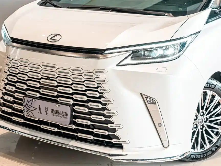 Lexus LM 2023 350h 7-Seater Elegance Edition фото 21