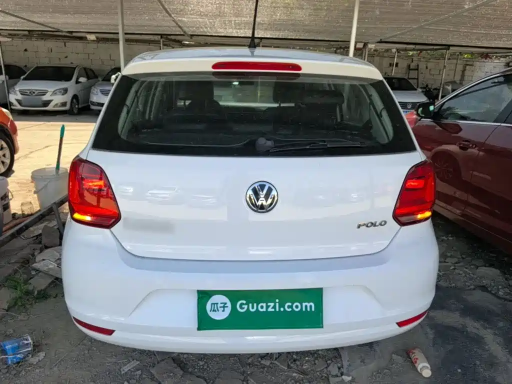 Volkswagen Polo 2016 1.4L Manual Trend фото 6