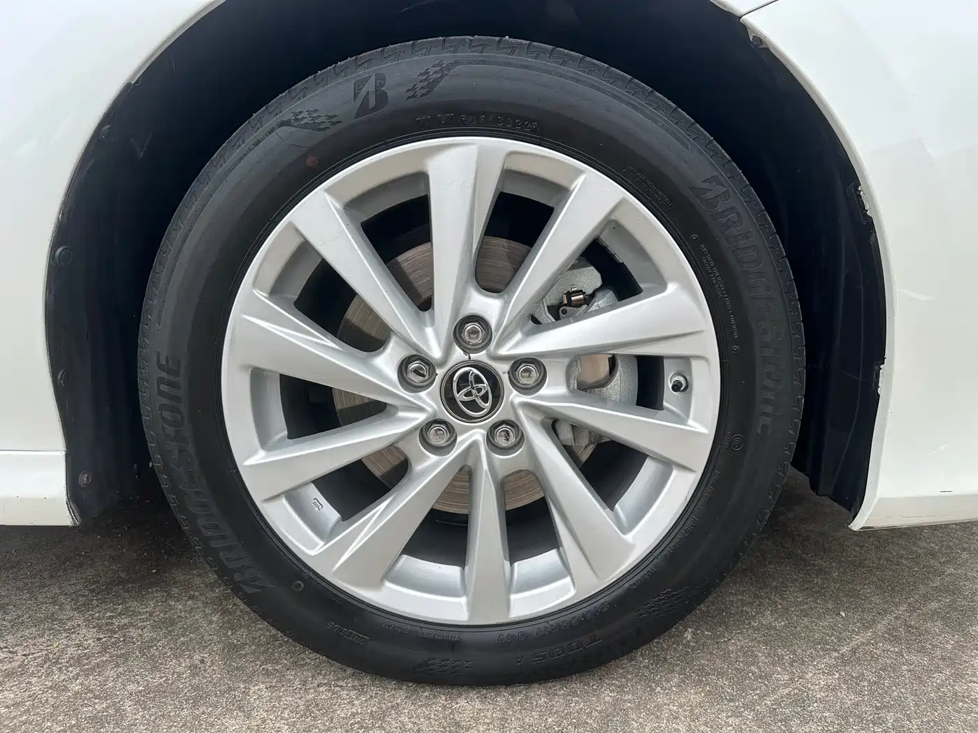 Toyota Camry 2021 2.0G Luxury Edition фото 16