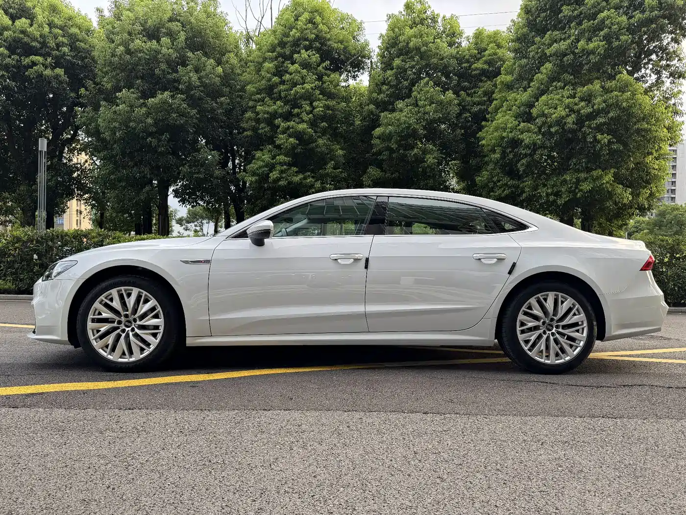 Audi A7L 2022 45 TFSI S-line Dream Builder Edition фото 10