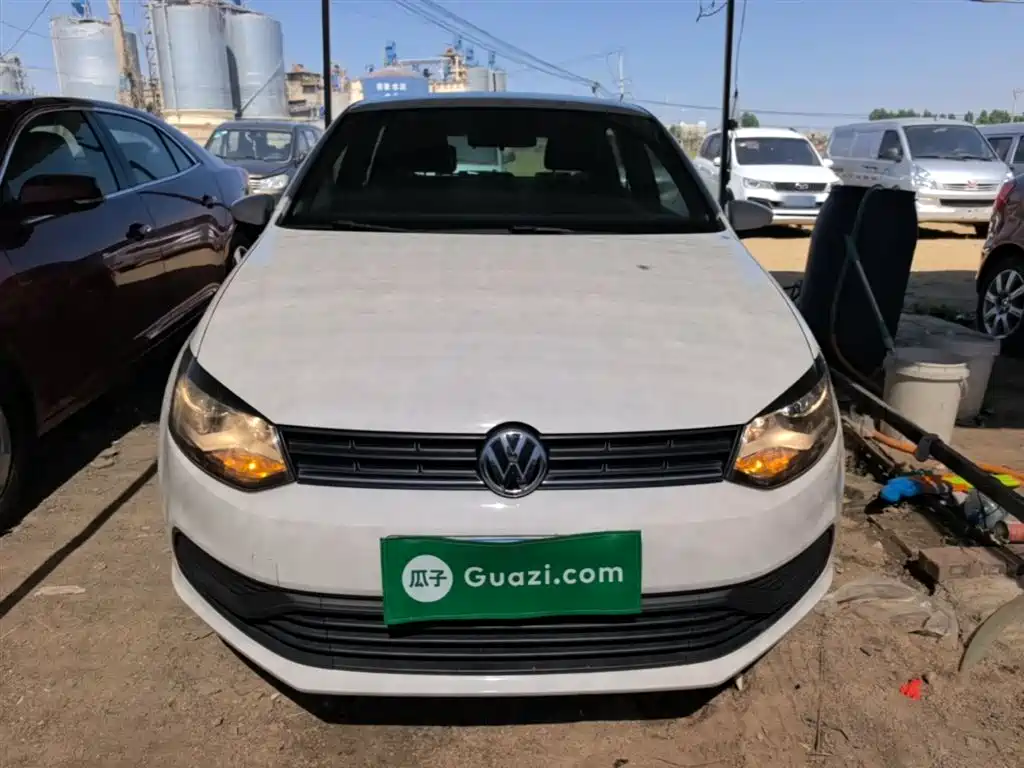 Volkswagen Polo 2016 1.4L Manual Trend фото 3