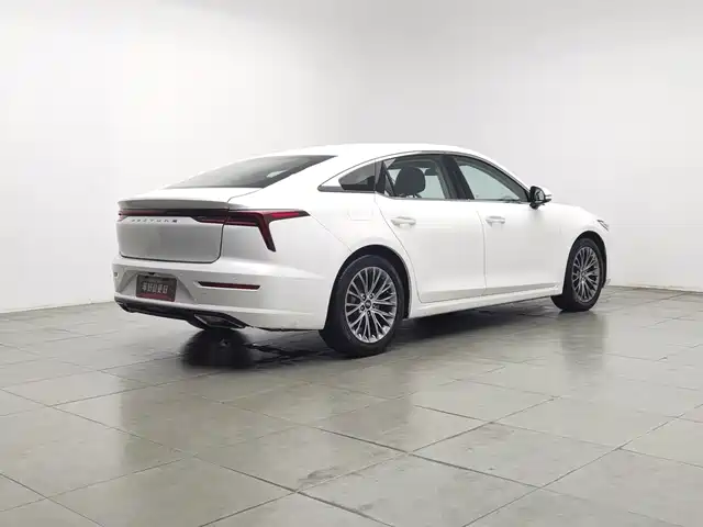 Besturn B70 2021 1.5T Automatic 15th Anniversary Edition — фото 2