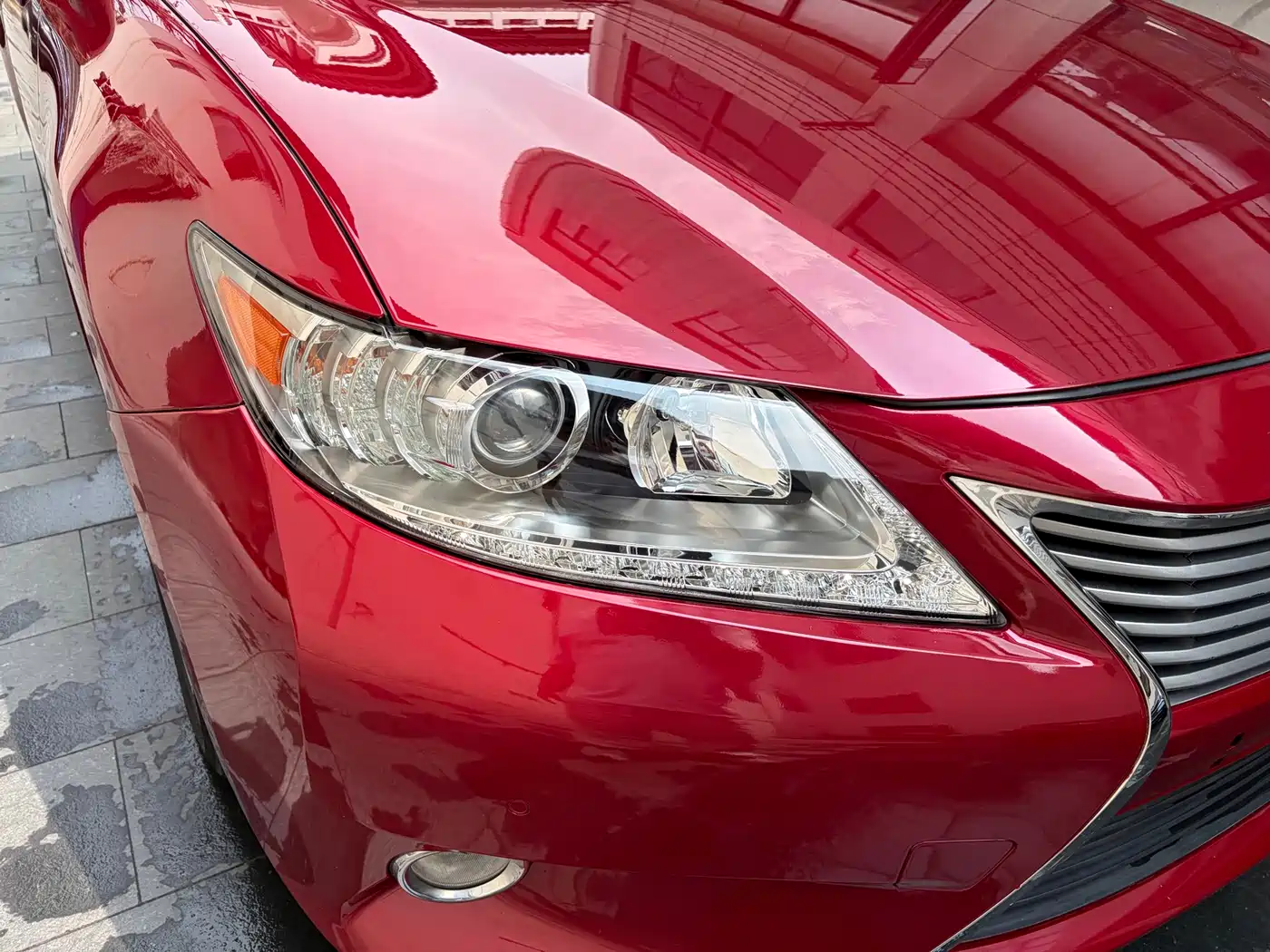 Фото 9 - Lexus ES
