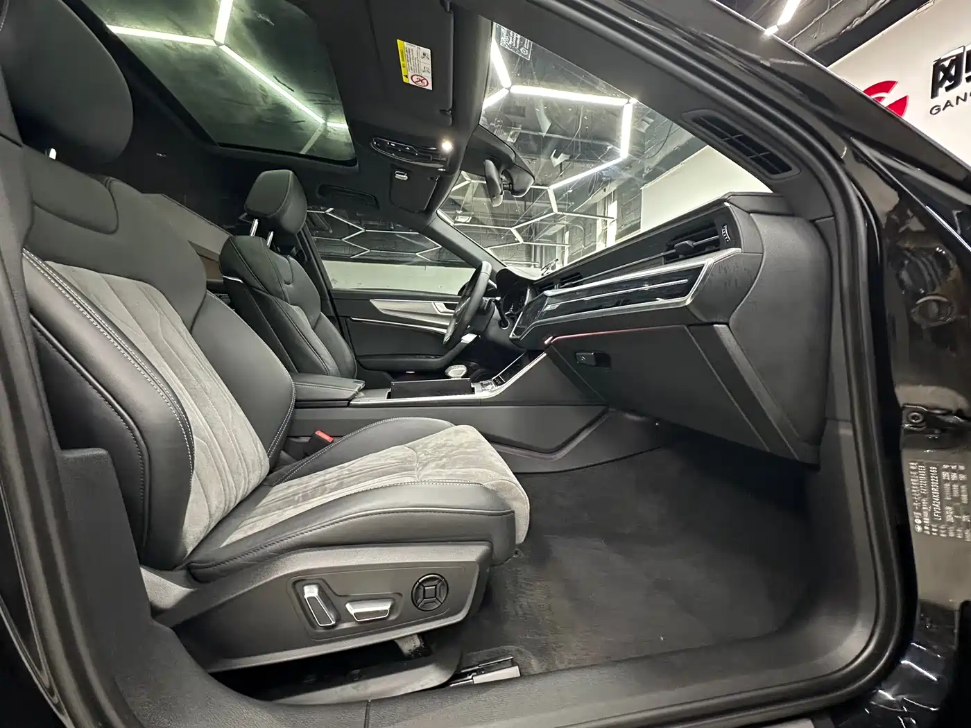 Audi A6L 2024 45 TFSI Premium Dynamic фото 13
