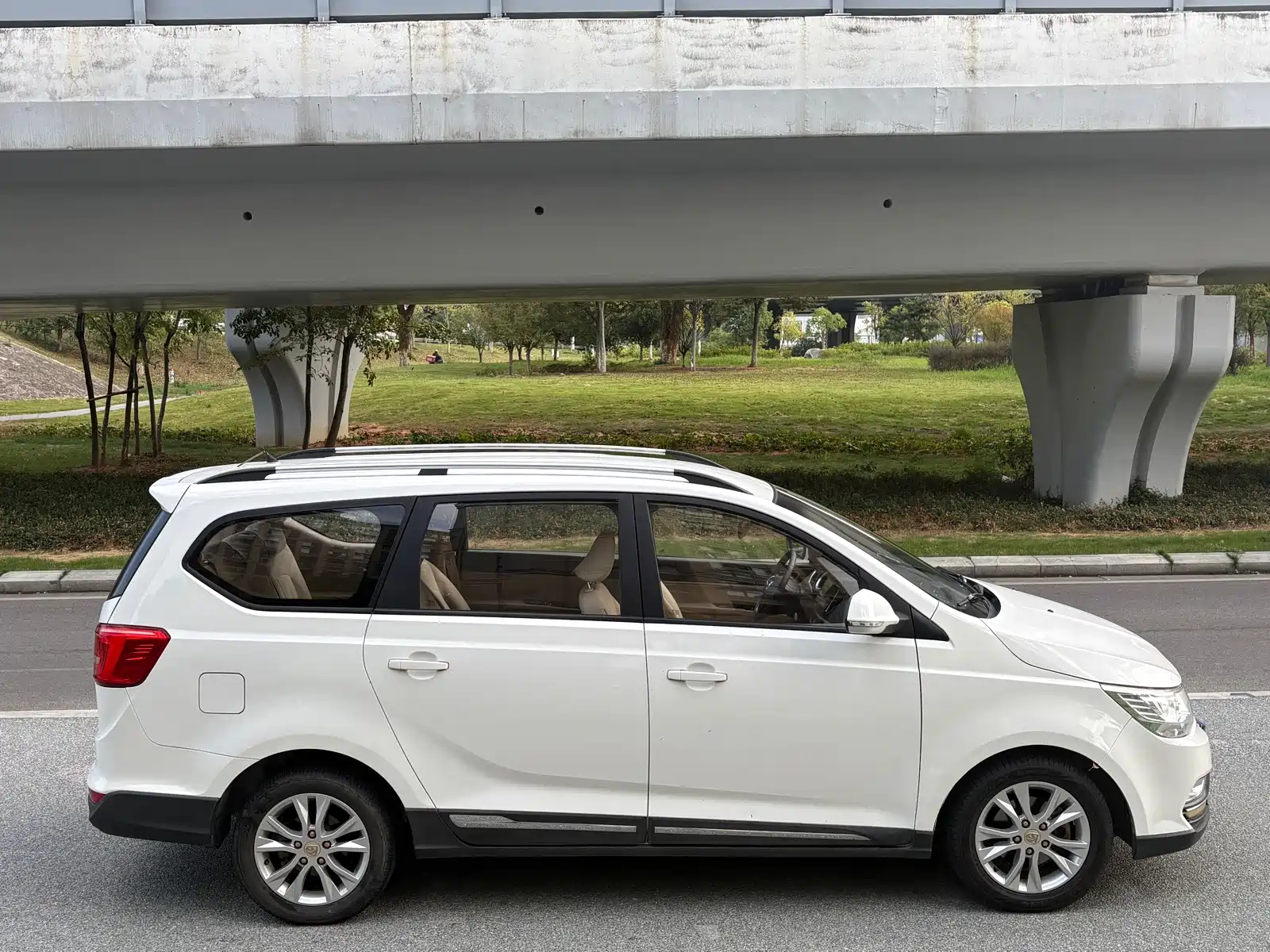 Фото 8 - Baojun 730