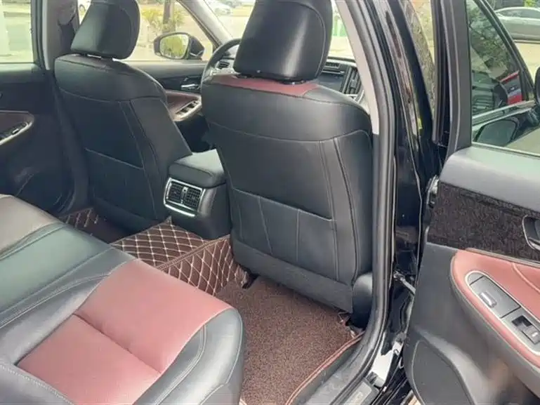 Toyota Crown 2018 2.0T Sport Edition фото 9