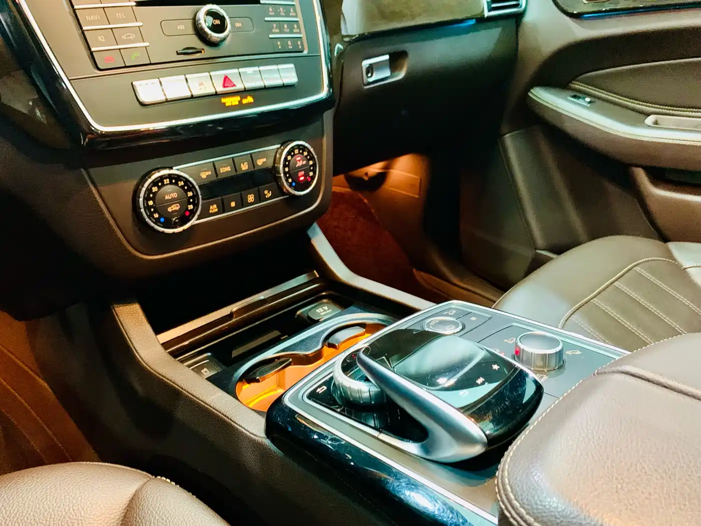 Mercedes-Benz GLS 2018 GLS 400 4MATIC Luxury фото 11