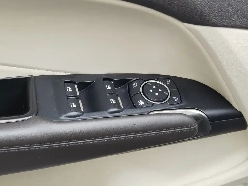 Lincoln MKC 2018 2017 2.0T 4WD Elegance Edition